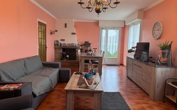 Maison à vendre    6 pièces • 138,60 m2 Rostrenen