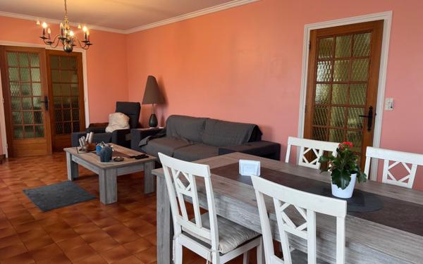 Maison à vendre    6 pièces • 138,60 m2 Rostrenen