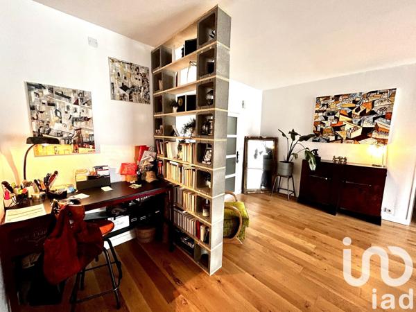 Appartement 4 pièces de 128 m² à Gelos (64110)