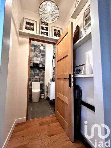 Appartement 4 pièces de 128 m² à Gelos (64110)