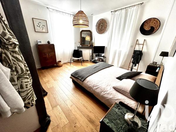 Appartement 4 pièces de 128 m² à Gelos (64110)