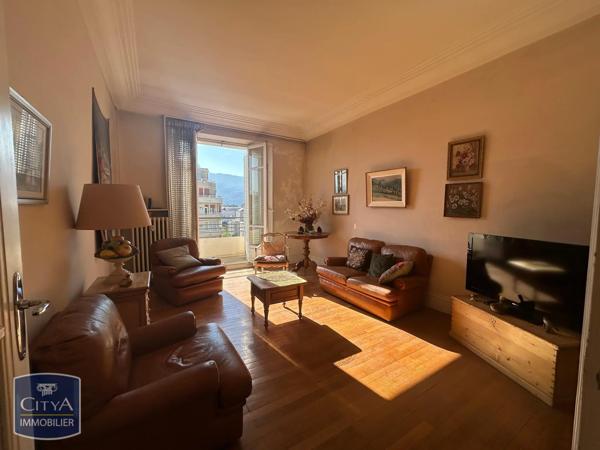 Appartement à vendre 2 pièces 61.38m² Grenoble (38000)
