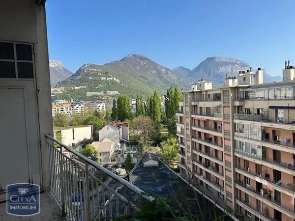 Appartement à vendre 2 pièces 61.38m² Grenoble (38000)
