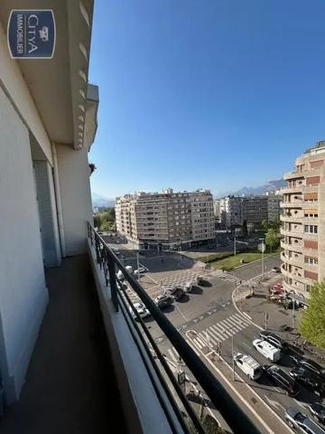 Appartement à vendre 2 pièces 61.38m² Grenoble (38000)