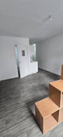 Appartement à louer 2 pièces FONTENAY LE COMTE (85)