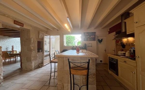 Maison à vendre    5 pièces •  Coulon