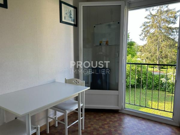 En exclusivité niort, secteur maif, pavillon avec 3 chambres, garage et jardin de 270 m²