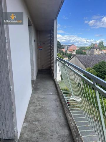 Vente                                                      Appartement
                        
                     3 pièces                      66 m2                     à Marmande