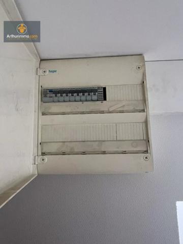 Vente                                                      Appartement
                        
                     3 pièces                      66 m2                     à Marmande