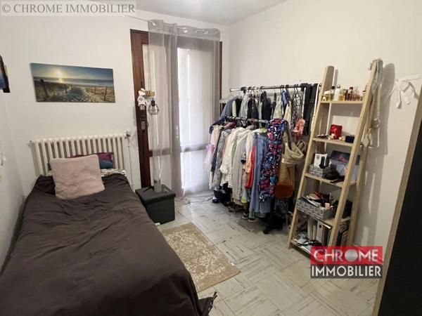 Vente                                                      Appartement
                        
                     3 pièces                      66 m2                     à Marmande