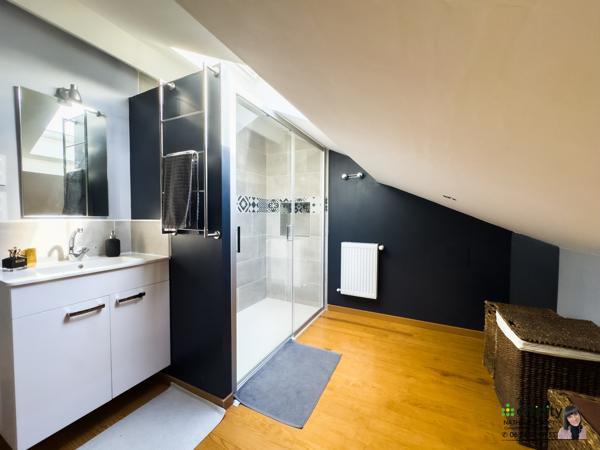 Maison 6 pièces - 146 m² Exclusivité efficity
