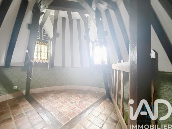 Maison à vendre 9 pièces 191 m² Charny Orée de Puisaye