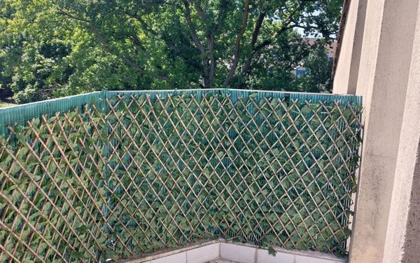 Appartement à louer    4 pièces •  Évry