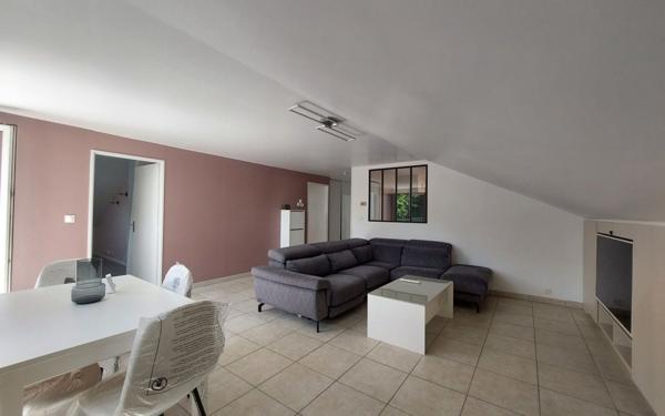 Appartement à louer    4 pièces •  Évry