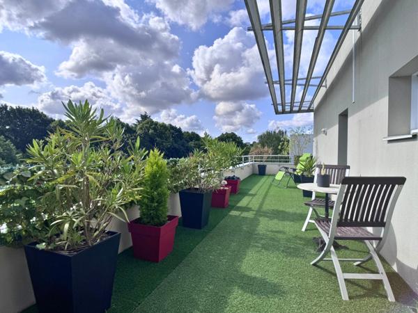 Appartement T3 en dernier étage, terrasse d'exception, vue dégagée – Aucun travaux à prévoir
