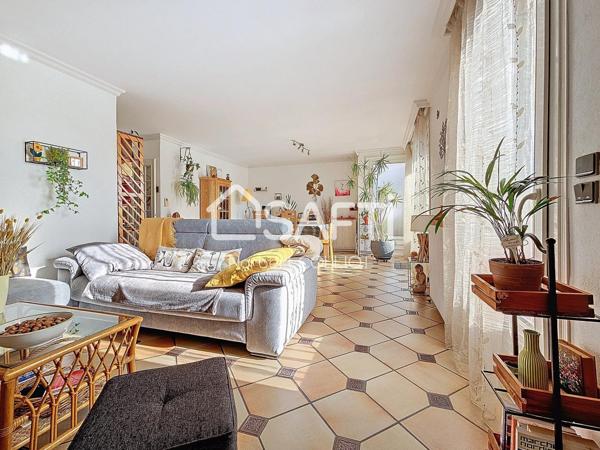 Maurepas 5P en plein centre ville avec terrasse