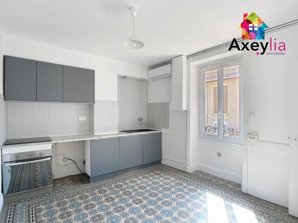 Roanne (42300) A VENDRE - IMMEUBLE DE 175M2 COMPOSÉ DE 4 LOGEMENTS DU T1BIS AU T5 EN DUPLEX ET UNE MAISONNETTE EN FOND DE COU