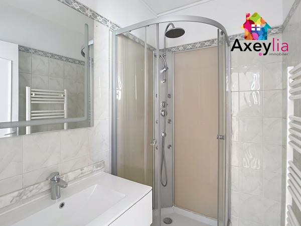 Roanne (42300) A VENDRE - IMMEUBLE DE 175M2 COMPOSÉ DE 4 LOGEMENTS DU T1BIS AU T5 EN DUPLEX ET UNE MAISONNETTE EN FOND DE COU