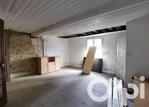 Maison à vendre    3 pièces •  Joinville