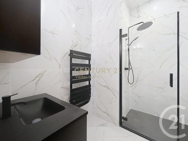 Appartement F2 à vendre  2 pièces - 55 m2 POUSSAN - 34