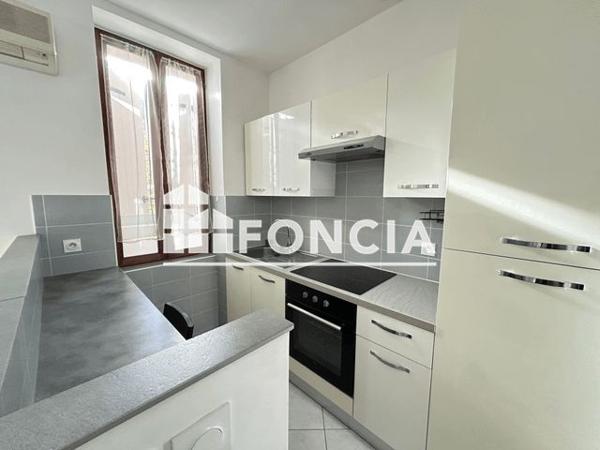 Location Appartement 2 pièces 35.6 m² - 15 BOULEVARD NEUF Marseille 13013