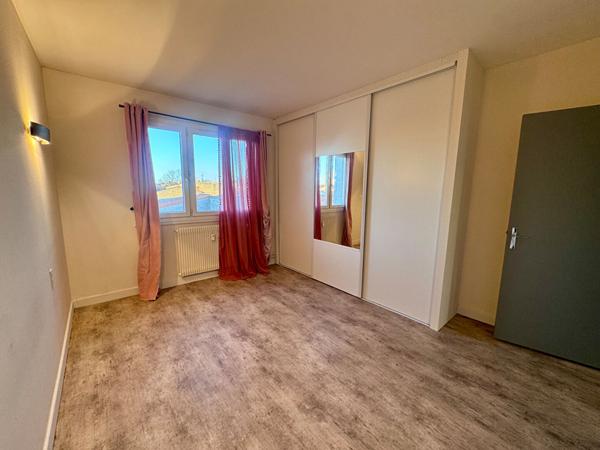 Appartement Pont Du Chateau 3 pièce(s)