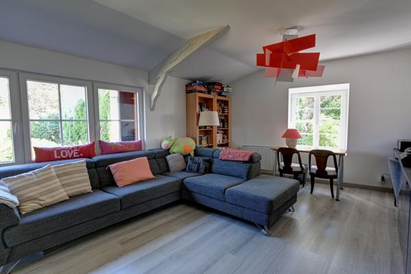 Saint-Amans-du-Pech (82150) Magnifique maison dans le village avec vue et piscine