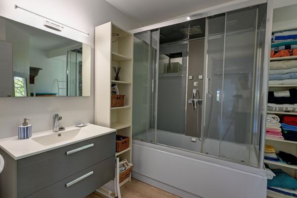 Saint-Amans-du-Pech (82150) Magnifique maison dans le village avec vue et piscine