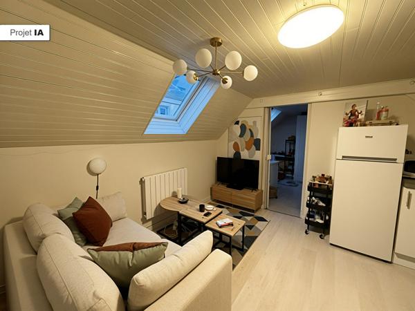 Agréable 2 pièces 29.11 au sol place Ney,  
49 angers