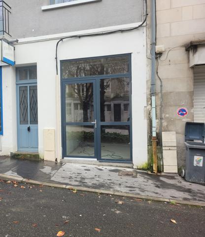 À vendre - Magasin, boutique situé à Tours (37100)