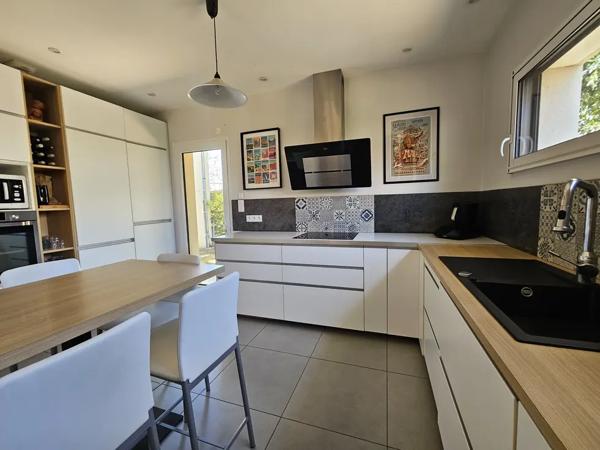 Maison contemporaine hors lotissement