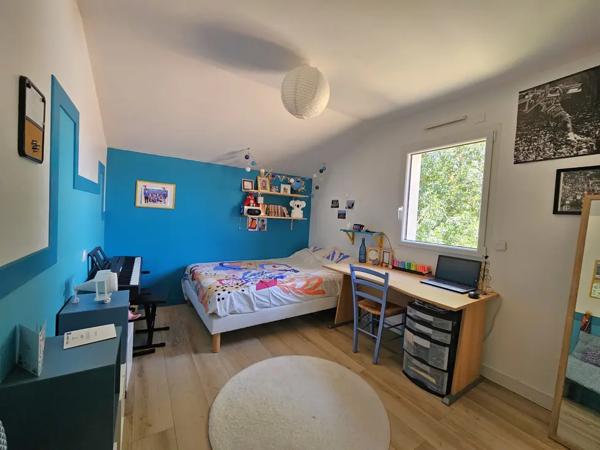 Maison contemporaine hors lotissement