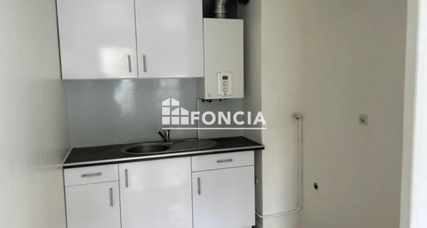 Location Studio 29.85 m² - Courdimanche 95800