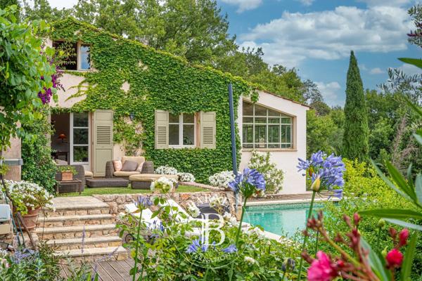 Valbonne, Villa 5 Chambres -  280 m² à vendre