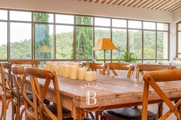 Valbonne, Villa 5 Chambres -  280 m² à vendre