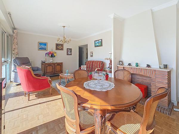 Appartement Tours 3 pièces 73m2 proche gare TGV, commerces, écoles, tram