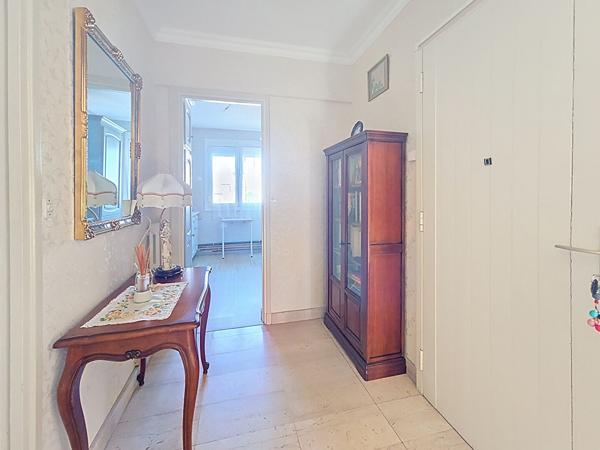 Appartement Tours 3 pièces 73m2 proche gare TGV, commerces, écoles, tram