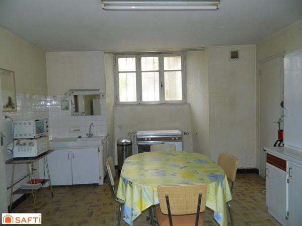 Appartement duplex de 128M² avec dépendance de 40M² et cour privative