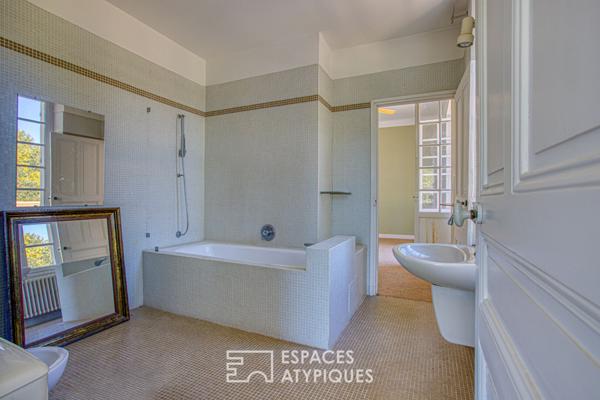 Villa d’élégance intemporelle en surplomb de la Sorgue