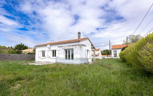Maison à vendre    4 pièces •  Royan