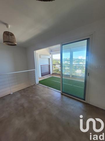 Appartement à vendre 4 pièces 76 m² Les Avirons