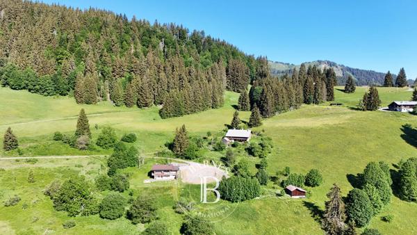 Les Gets, Terrain constructible  1 180 m² à vendre