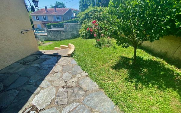 Maison à vendre    5 pièces • 121,46 m2 Sainte-Foy-lès-Lyon