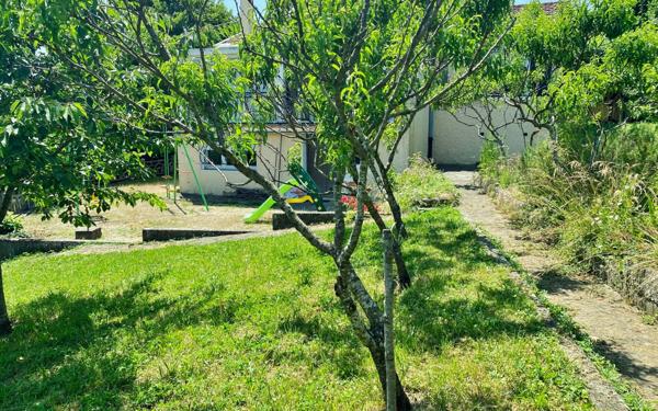 Maison à vendre    5 pièces • 121,46 m2 Sainte-Foy-lès-Lyon