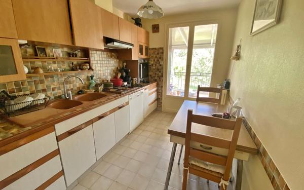 Maison à vendre    5 pièces • 121,46 m2 Sainte-Foy-lès-Lyon