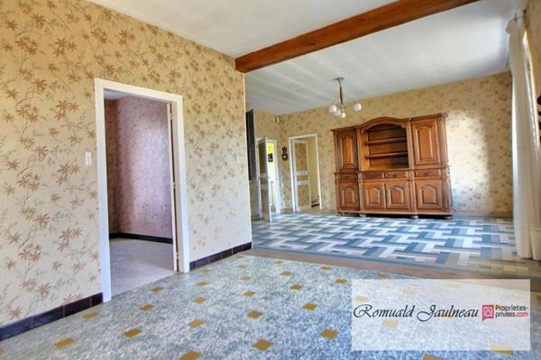 CORPS DE FERME AVEC NOMBREUSES DEPENDANCES