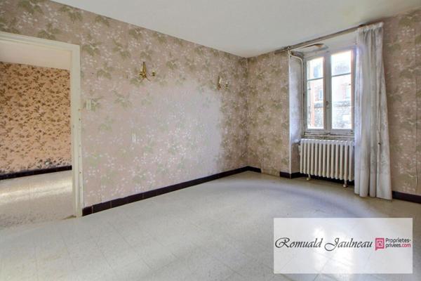 CORPS DE FERME AVEC NOMBREUSES DEPENDANCES