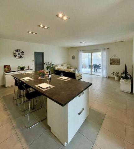 Maison 4 pièces de plain-pied 103 m2