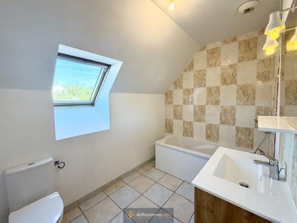 Coulommiers (77120) Maison T5 101 m² – Jardin – 2 places de parking – DPE : C