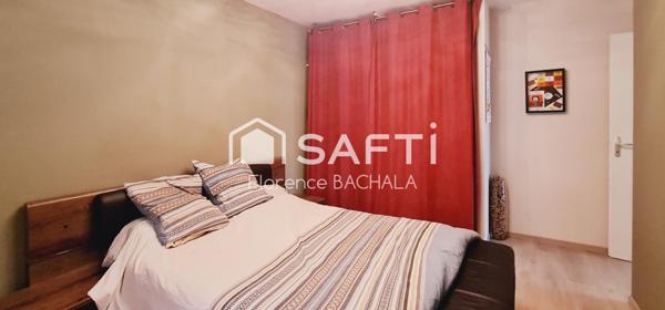 Charmante maison familiale de plain-pied de 85 m² avec garage attenant